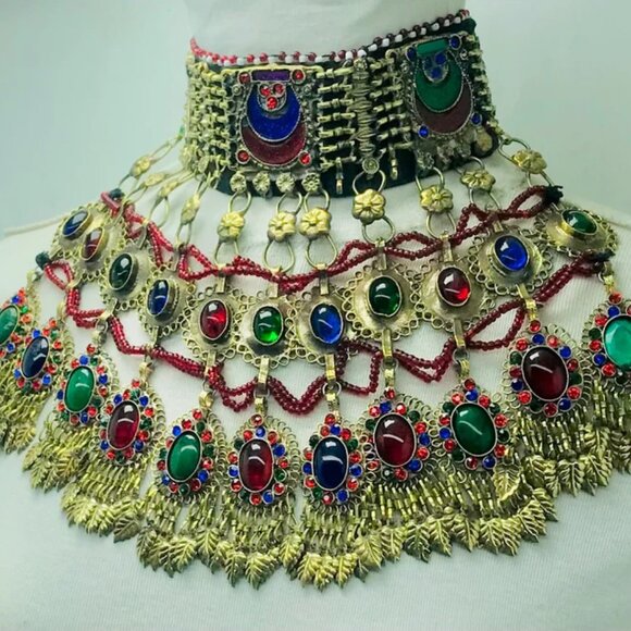 Vibrant Choker Necklace, Unique Fashion Necklace - Picture 6 of 10